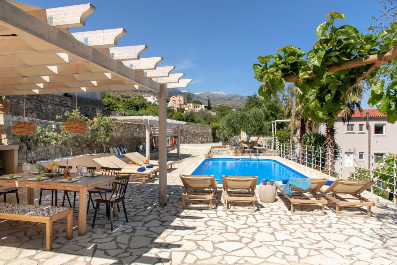 Villa Chrysallis With Heated Pool ゲオルギオポリス エクステリア 写真