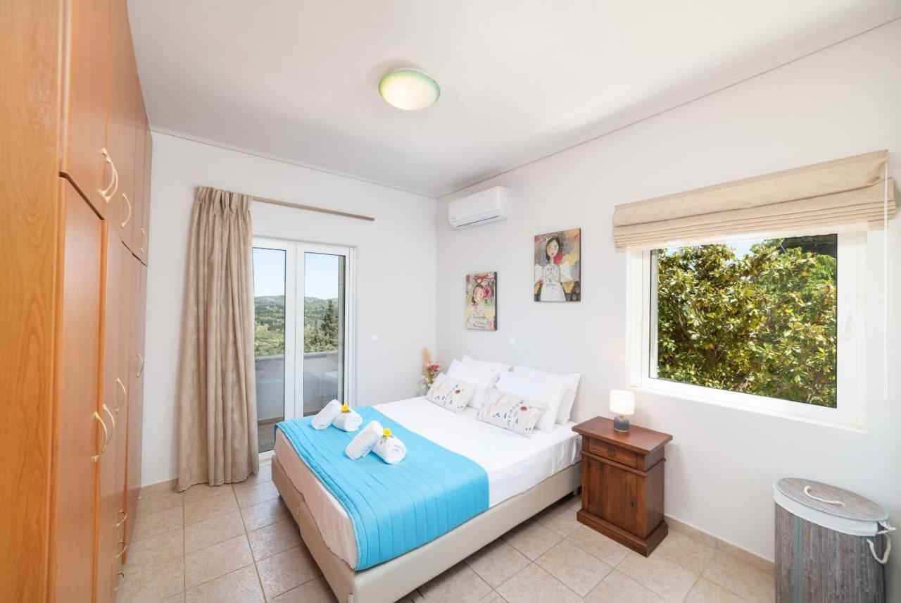 Villa Chrysallis With Heated Pool ゲオルギオポリス エクステリア 写真