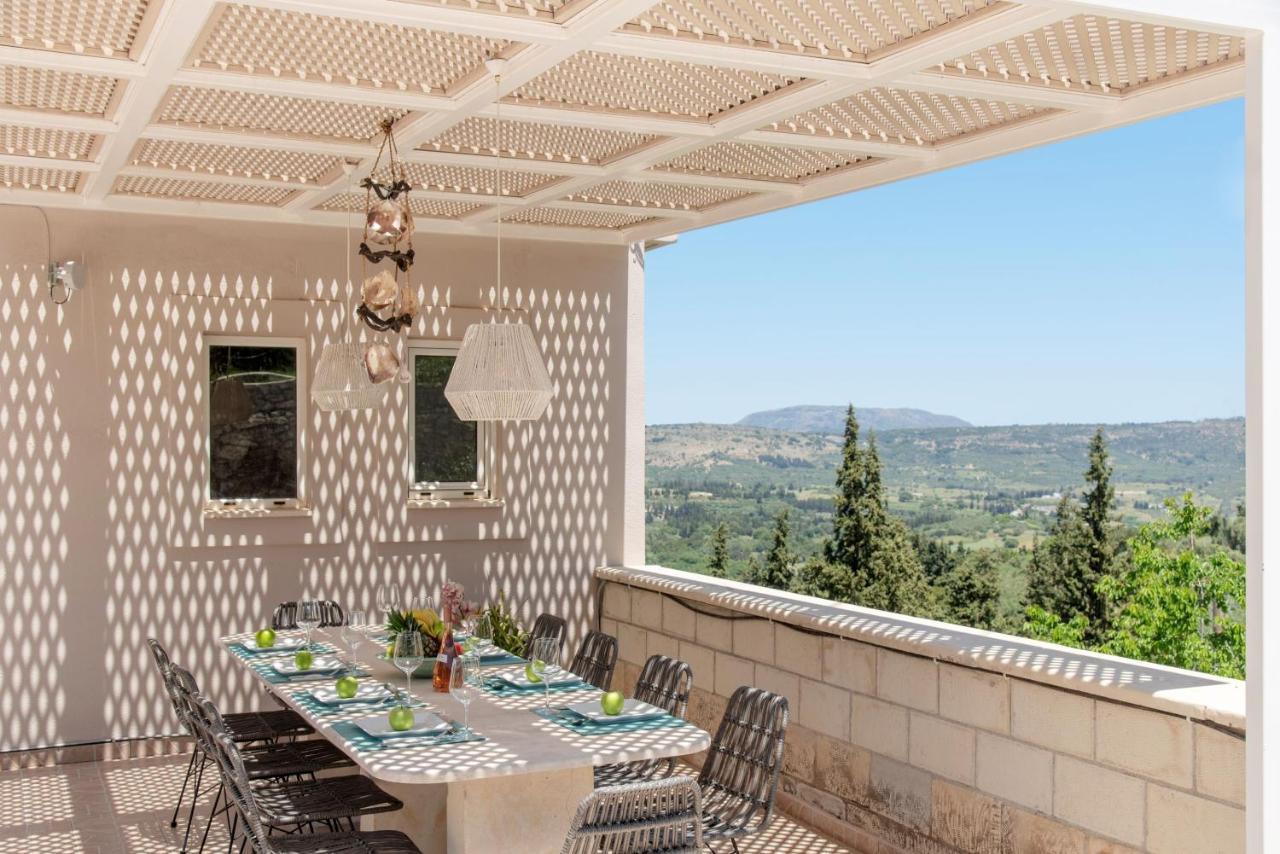 Villa Chrysallis With Heated Pool ゲオルギオポリス エクステリア 写真