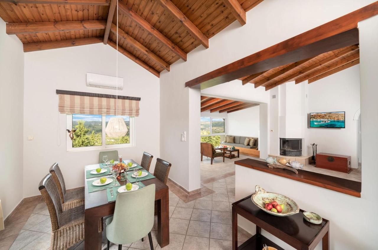 Villa Chrysallis With Heated Pool ゲオルギオポリス エクステリア 写真