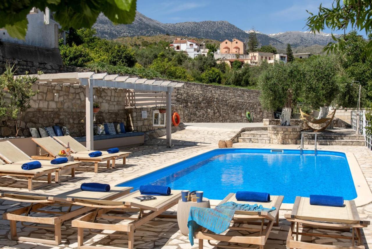 Villa Chrysallis With Heated Pool ゲオルギオポリス エクステリア 写真