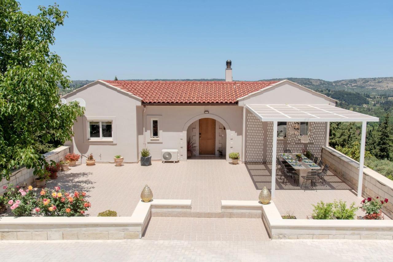 Villa Chrysallis With Heated Pool ゲオルギオポリス エクステリア 写真